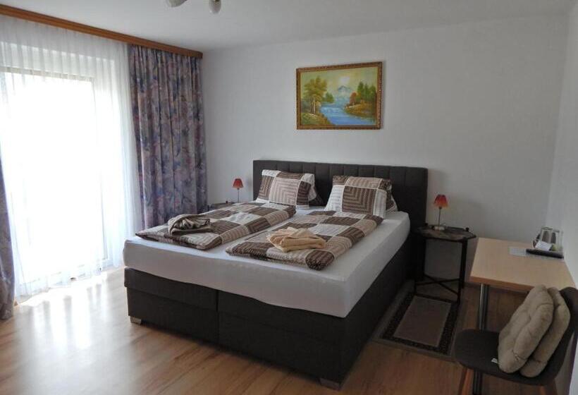 Номер Стандарт с Балконом, Pension Ferienwohnung Rotar