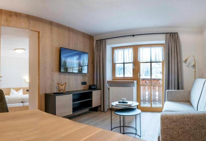 Апартаменты 1 Спальня с Балконом, Rosenhof  Premium Apartments & Erlebnisbauernhof