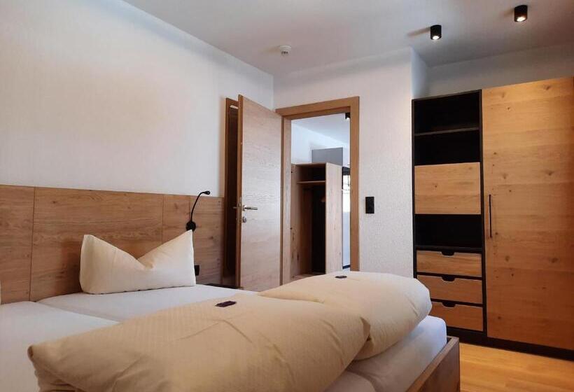 Апартаменты 1 Спальня с Балконом, Rosenhof  Premium Apartments & Erlebnisbauernhof