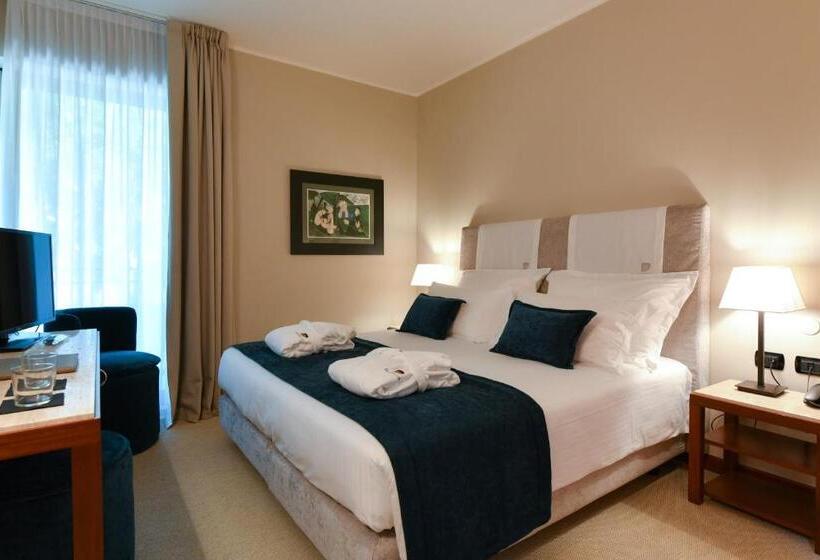 Трехместный Superior Вид на Море, Bellevue Hotel & Resort