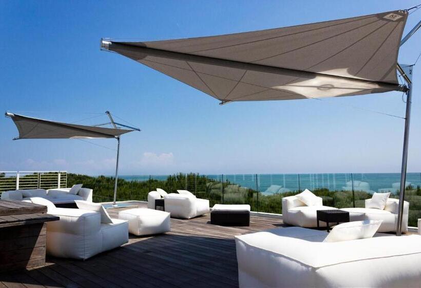 Апартаменты 1 Спальня с Террасой Вид на Море, Mediterraneo Suite&residence