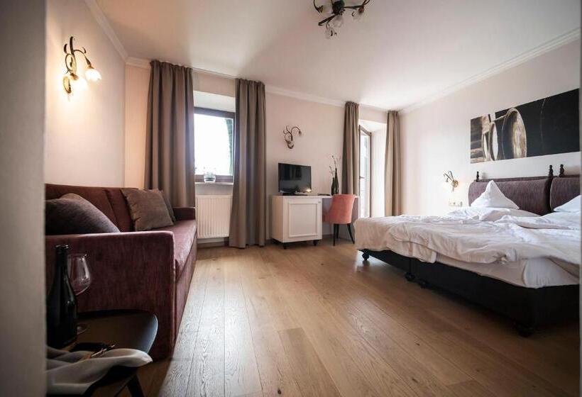 Номер Deluxe с Балконом, Schloss Plars Wine & Suites