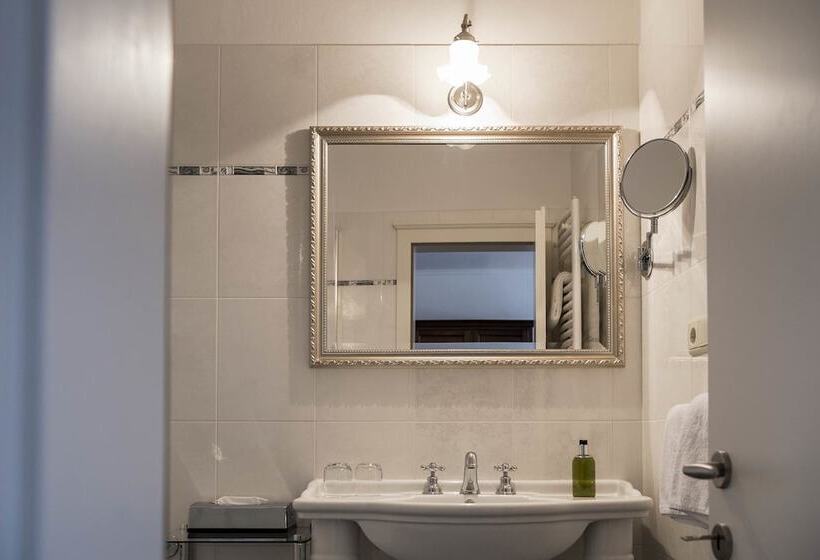 Полулюкс с Видом, Schloss Plars Wine & Suites