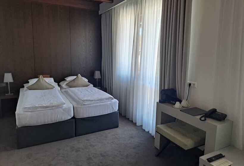 Номер Комфорт, Wulfenia 4s   Adults Only