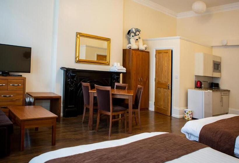 四人标准间, Marylebone Inn