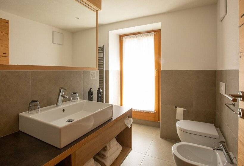 수피리어 트리플 룸, Ravelli Luxury Spa