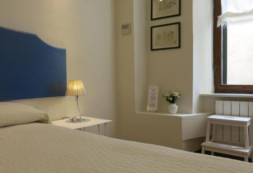 استودیوی لوکس, B&b Quattro Cantoni