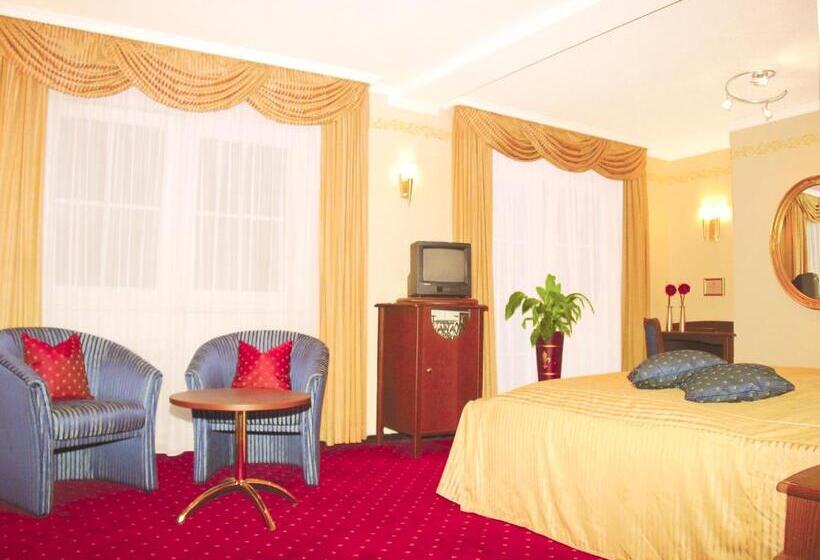 Номер Стандарт, & Restaurant Kaiserhof