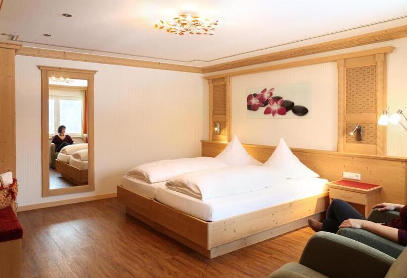 Номер Комфорт, Schwarzwald Gasthof Rößle