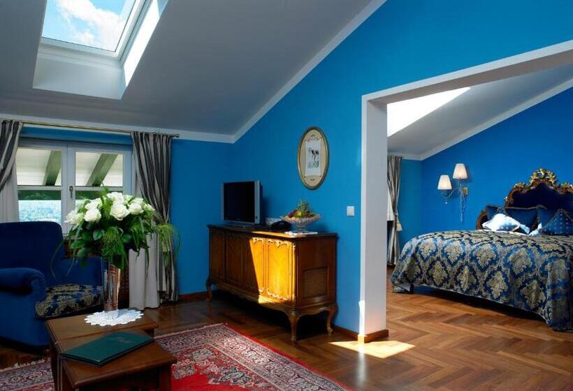 Suite with lake view, Leeberghof