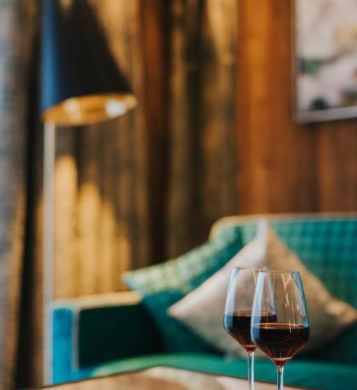 Полулюкс Повышенной Комфортности, Ortner S Resort