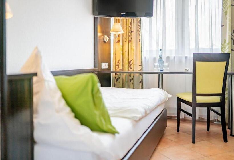 Номер Стандарт Индивидуальный, My Airport Hotel Stuttgart Airport Messe