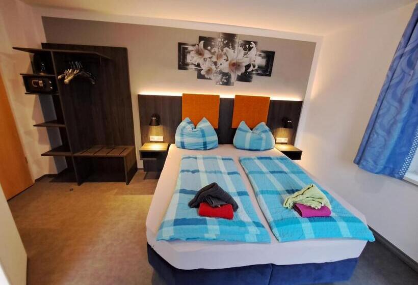Номер Deluxe с Балконом, Gästehaus Alpina