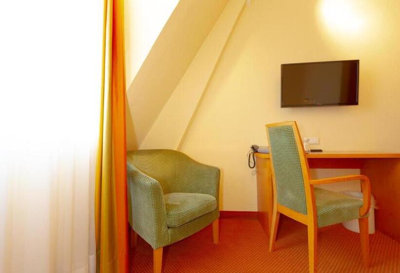 Номер Стандарт Индивидуальный, Parkhotel Traunstein