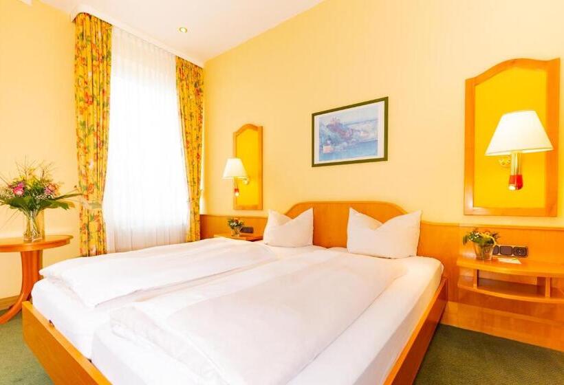 Номер Стандарт, Parkhotel Traunstein