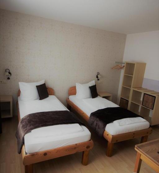 اتاق استاندارد یک نفره, Wirtshaus Krone