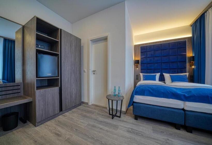 스탠다드 트리플 룸, Zentrum Hotel Stade