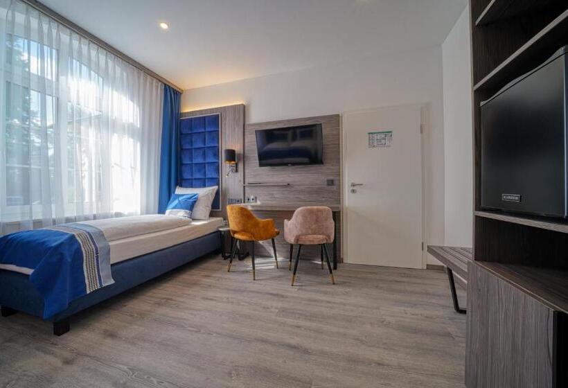 스탠다드 트리플 룸, Zentrum Hotel Stade