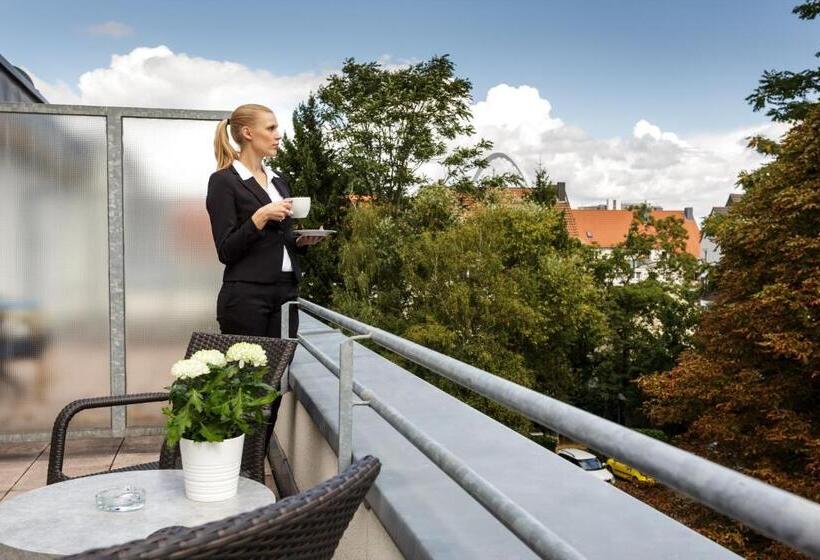 标准间带阳台, Messehotel Köln Deutz