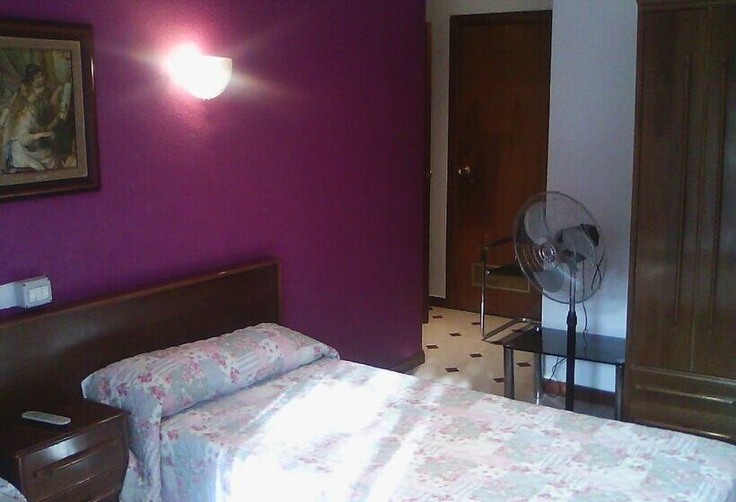 스탠다드 룸, Hostal Central Zaragoza