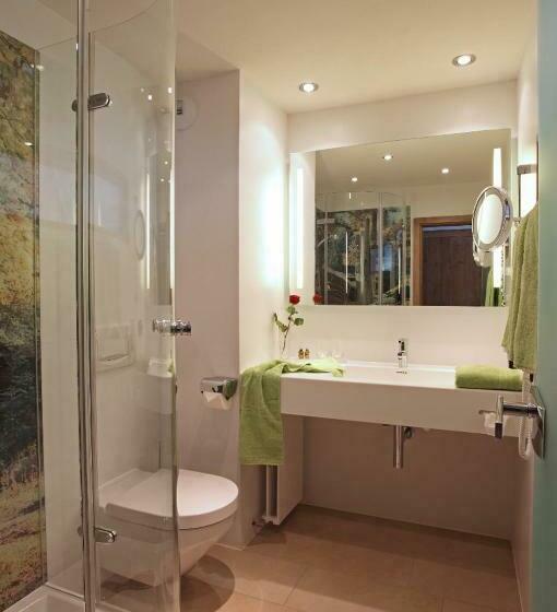 Quarto Estandar, Restaurant Adler