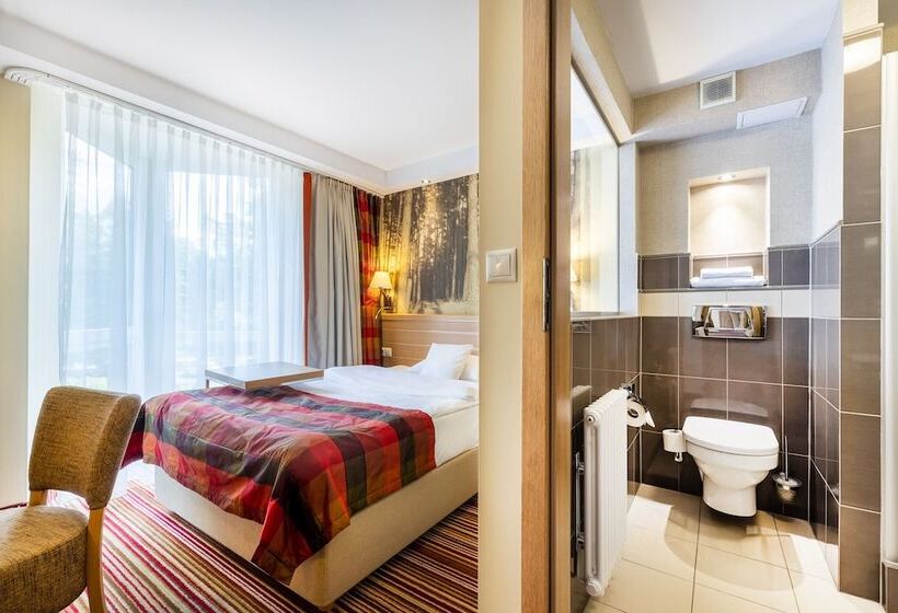 标准单人间, Warszawa Spa & Resort