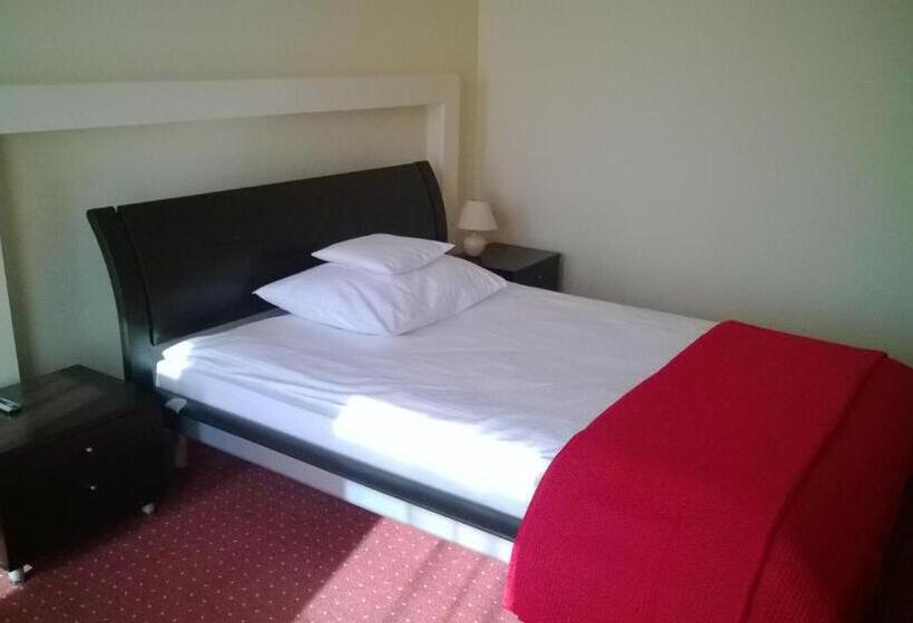 Quarto Estandar Individual, Yuca