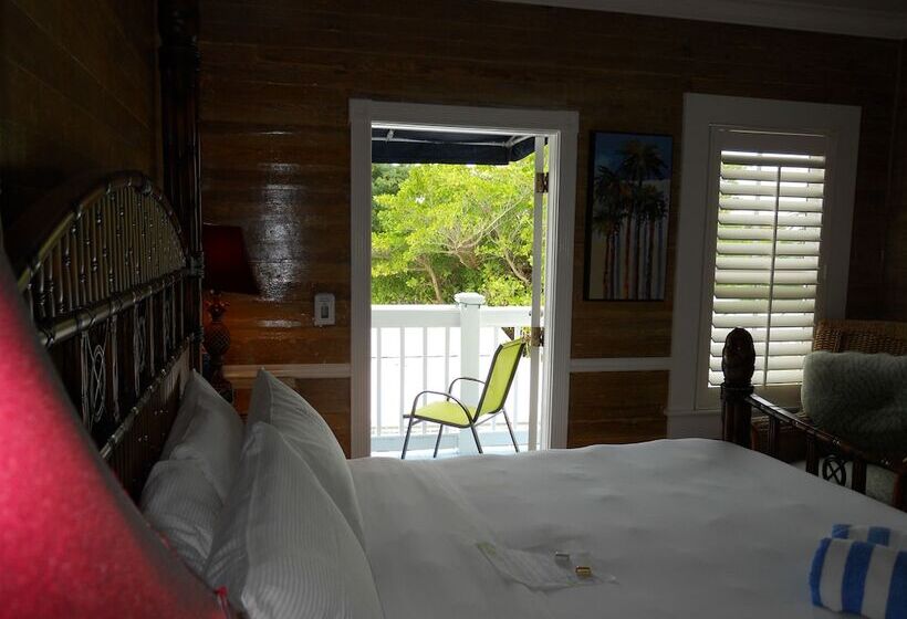 חדר דחוקס עם מיטת קינג, Duval Inn   Key West