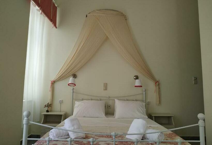 Стандартный Номер Нижний Этаж, Fiera Guesthouse