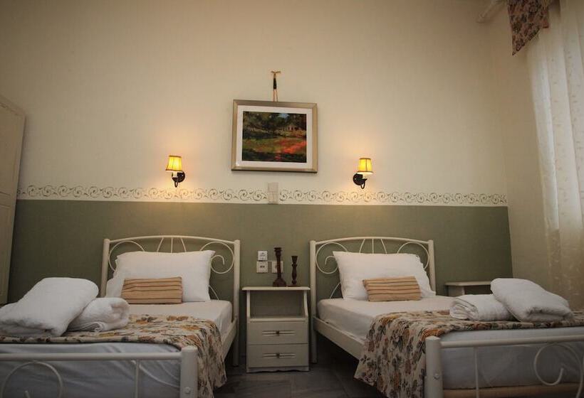 Номер Стандарт, Fiera Guesthouse
