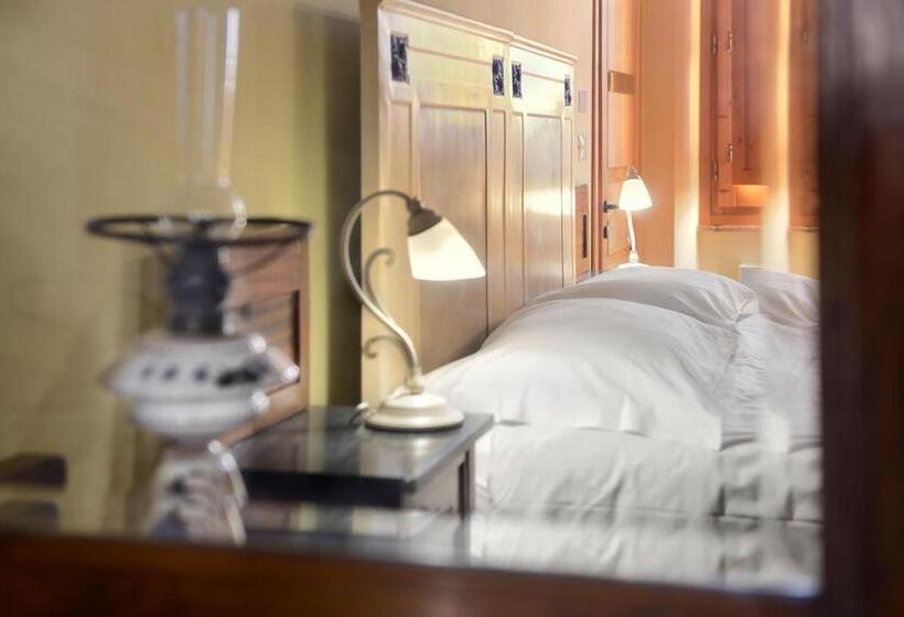 سوییت با چشم‌انداز کوه, Amedea Tuscany Country Experience