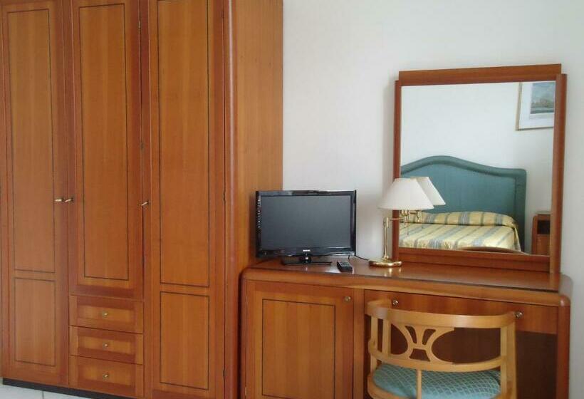 Номер Стандарт, Albergo Roma