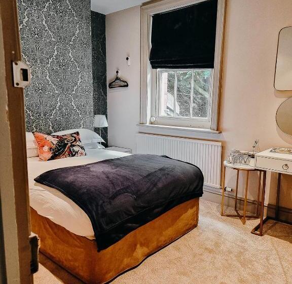 Номер Economy, Verzon House