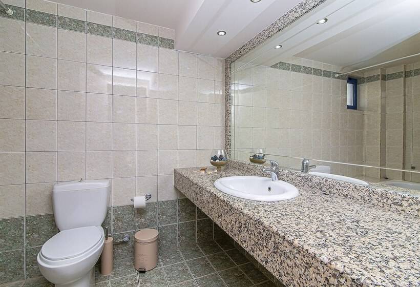 Апартаменты 1 Спальня Вид на Бассейн, Ilios Malia Hotel Resort