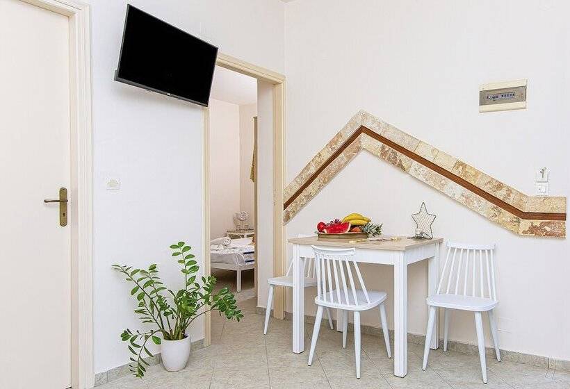 Апартаменты 1 Спальня Вид на Бассейн, Ilios Malia Hotel Resort