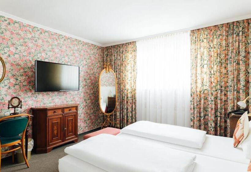 Номер Стандарт, Das Kleine Hotel In Ruhiger Stadtlage
