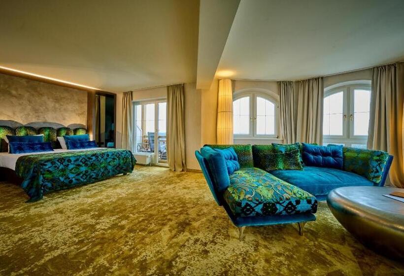 Люкс с гидромассажем, Der Birkenhof Spa & Genuss Resort
