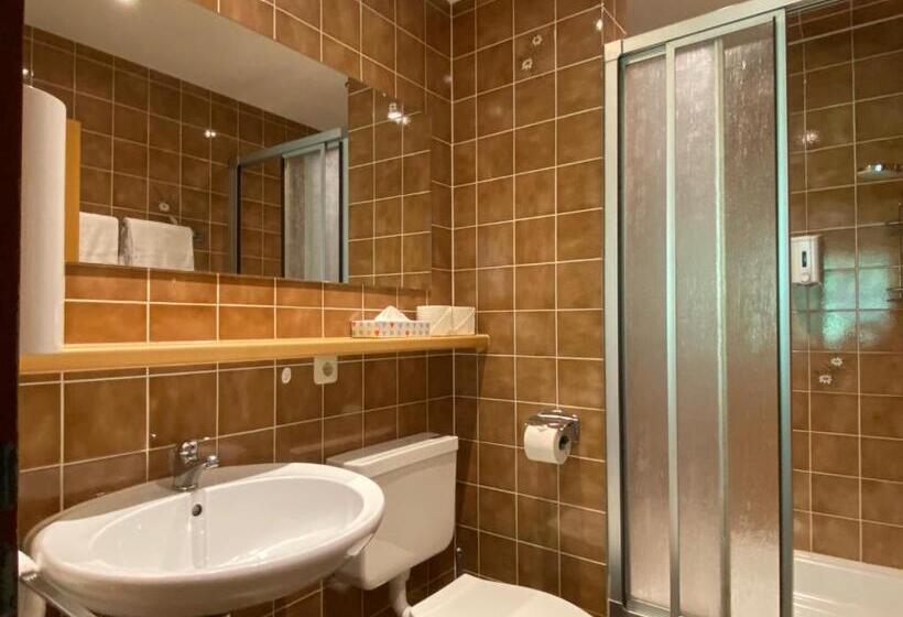 Апартаменты 1 Спальня с Балконом, Appartement Hotel Happy Kienberg