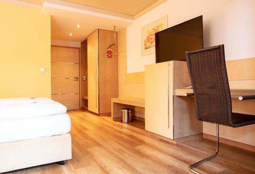 Номер Комфорт, Landhotel Grönenbach