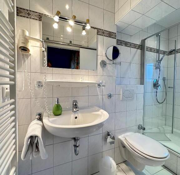 Номер Стандарт, Weidegg   Hotel Garni