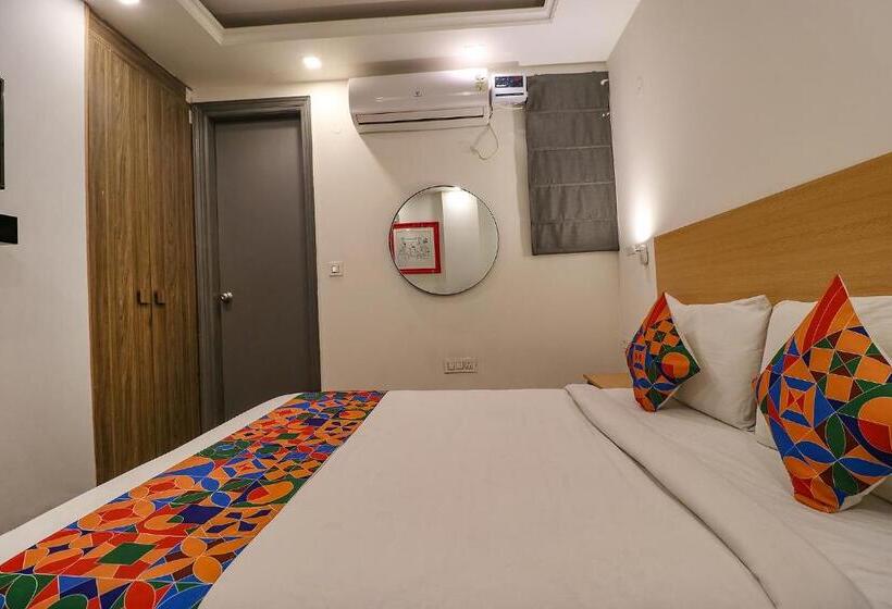 Quarto Deluxe, Fabhotel The Chaitanyas