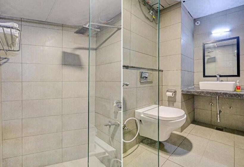 Трехместный Номер Классика, Super Townhouse Sector 30 Near Botanic Garden Of Indian Republic