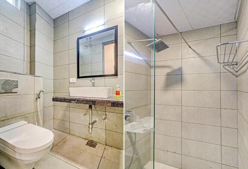 Трехместный Номер Классика, Super Townhouse Sector 30 Near Botanic Garden Of Indian Republic