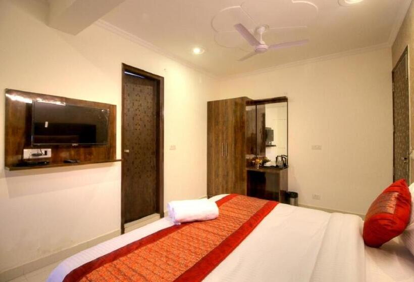 스탠다드 룸, Ark Of Avalon Near Igi Airport New Delhi