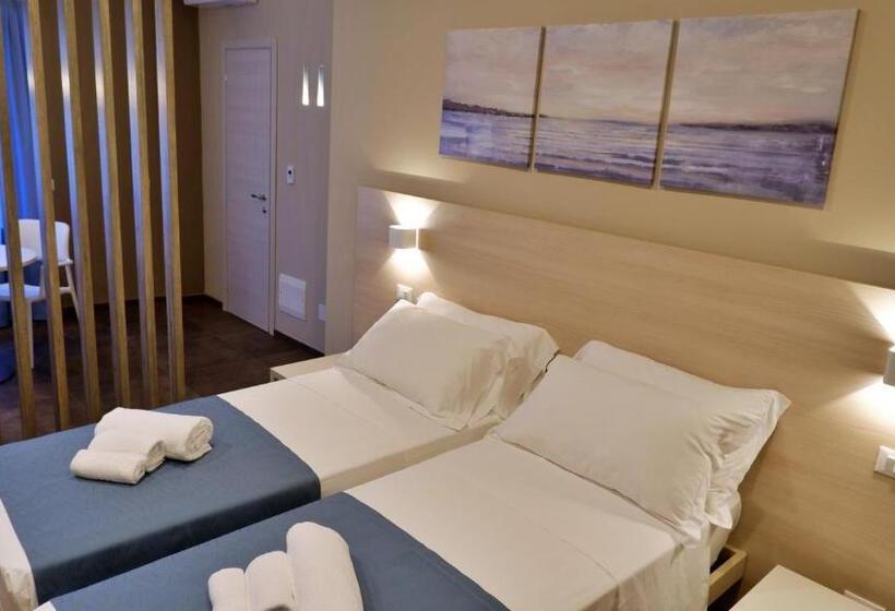 스탠다드 스튜디오, Pianomare Riviera Apartments And Rooms
