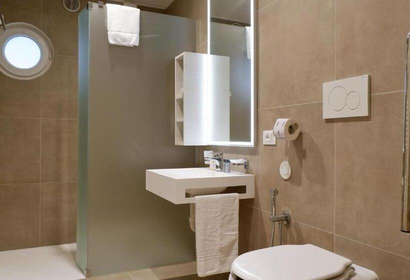 스탠다드 스튜디오, Pianomare Riviera Apartments And Rooms