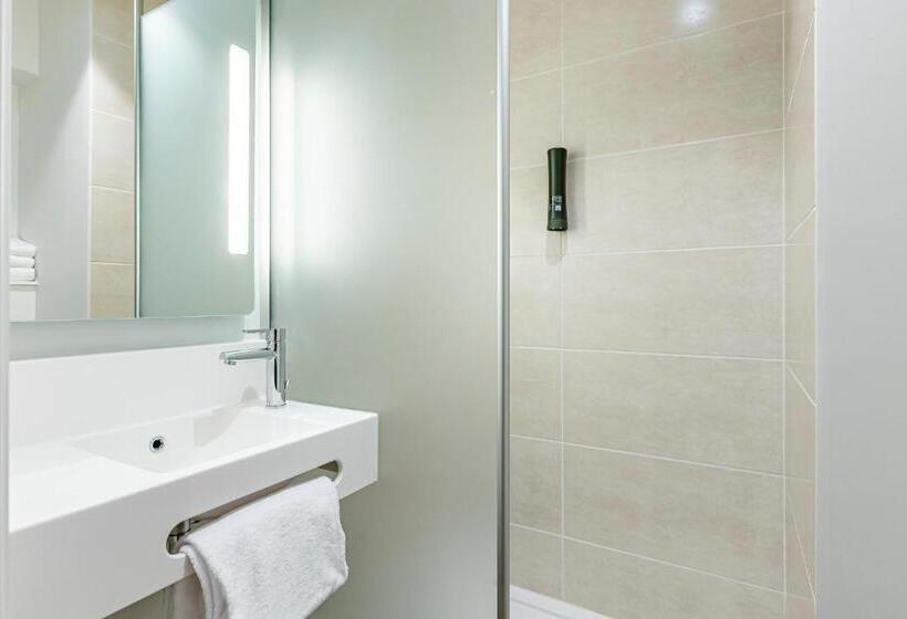Номер Стандарт Трехместный, B&b Hotel Paris Ivry Quai De Seine