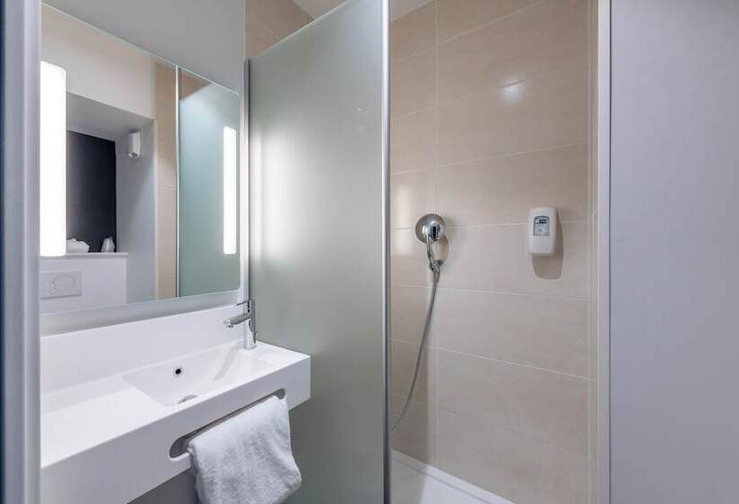 חדר סטנדרט לשלושה, B&b Hotel Paris Ivry Quai De Seine