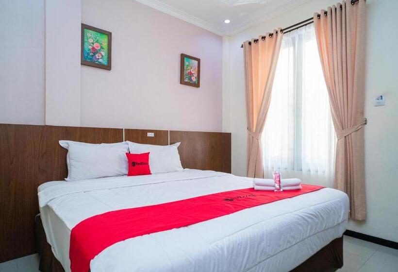 Номер Стандарт, Reddoorz Plus Syariah @ Jalan Dokter Wahidin Bojonegoro