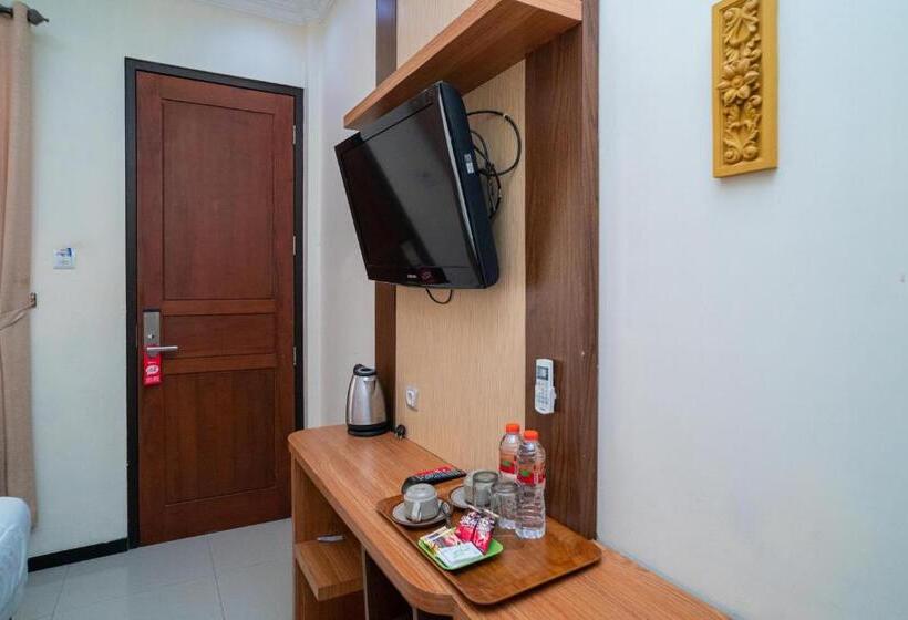Номер Стандарт, Reddoorz Plus Syariah @ Jalan Dokter Wahidin Bojonegoro
